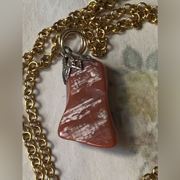 Genuine Red Carnelian Gemstone Gold Tone Woman’s Necklace Jewelry - Picture 4 of 5